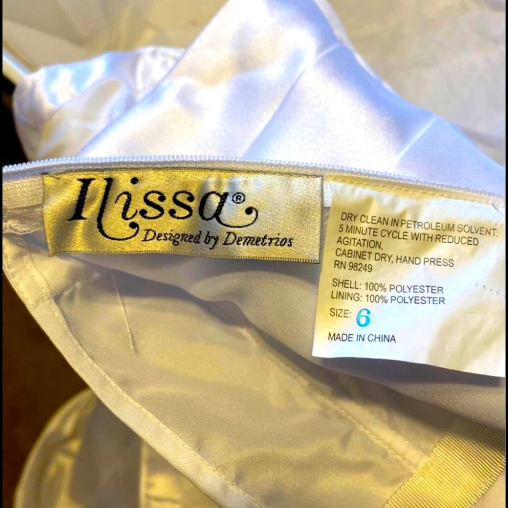 Wedding dress size 6